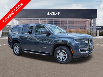 2024 Jeep Wagoneer Base