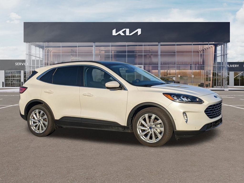 2021 Ford Escape Hybrid Titanium