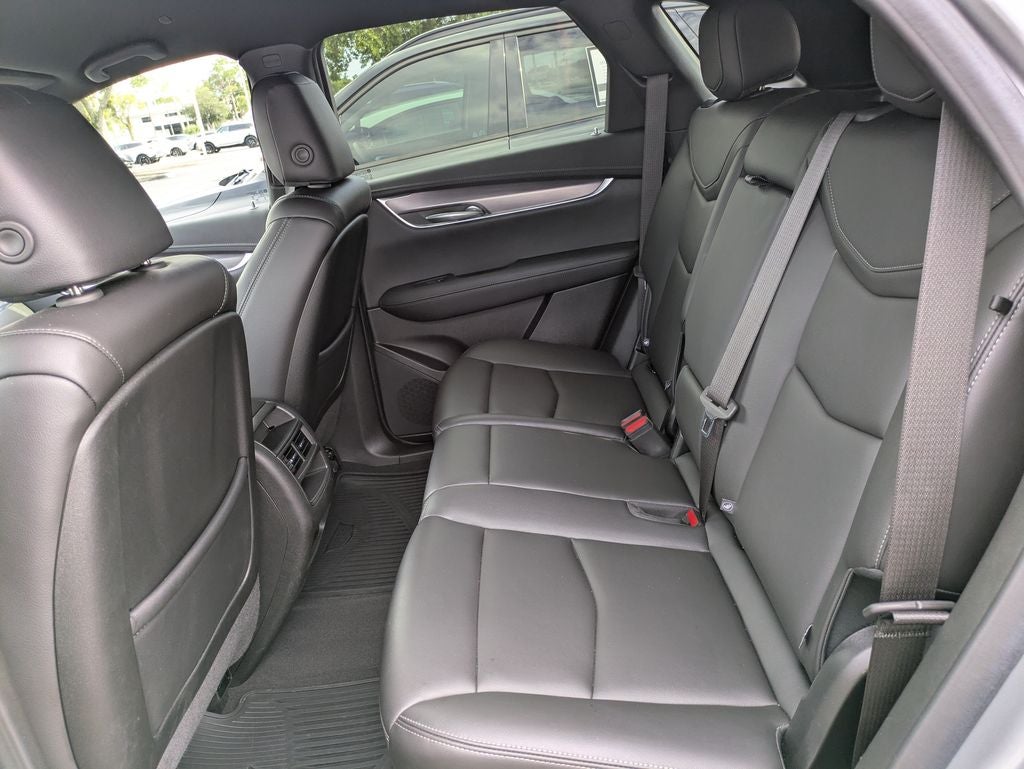 2024 Cadillac XT5 Luxury