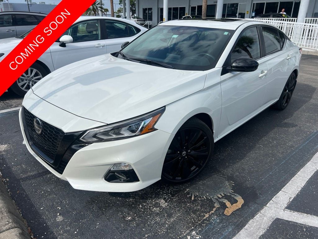 2022 Nissan Altima 2.5 SR