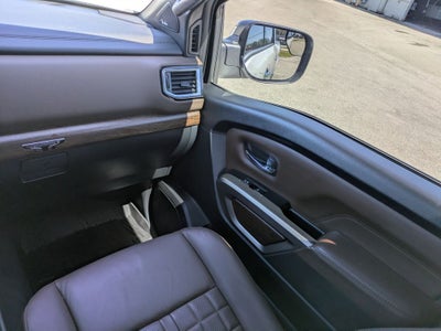 2023 Nissan Titan Platinum Reserve