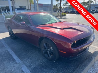2022 Dodge Challenger SXT