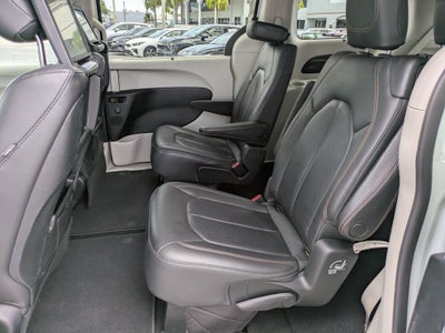 2018 Chrysler Pacifica Touring L Plus