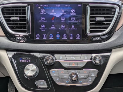 2018 Chrysler Pacifica Touring L Plus