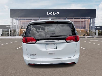 2018 Chrysler Pacifica Touring L Plus