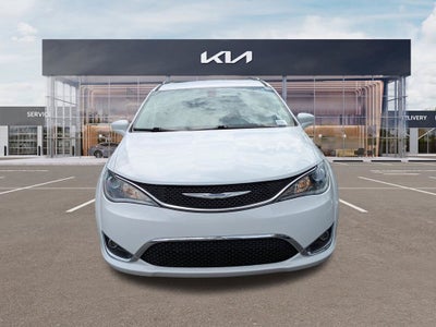 2018 Chrysler Pacifica Touring L Plus