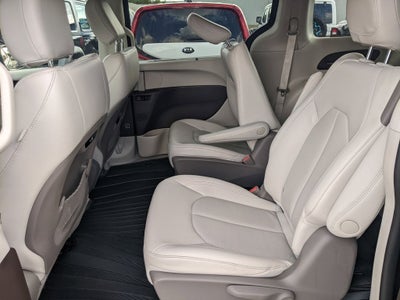 2021 Chrysler Pacifica Hybrid Touring L