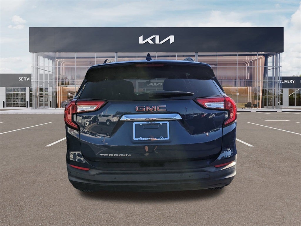 2022 GMC Terrain SLE