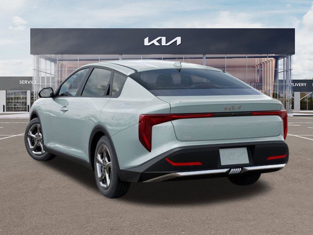 2026 Kia K4 LXS