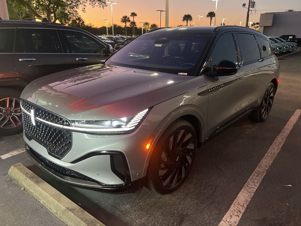 2024 Lincoln Nautilus Reserve