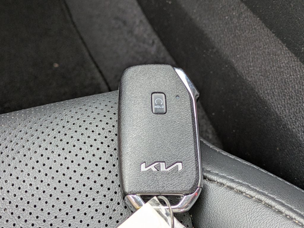2023 Kia K5 EX