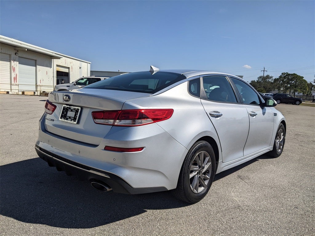 2020 Kia Optima LX