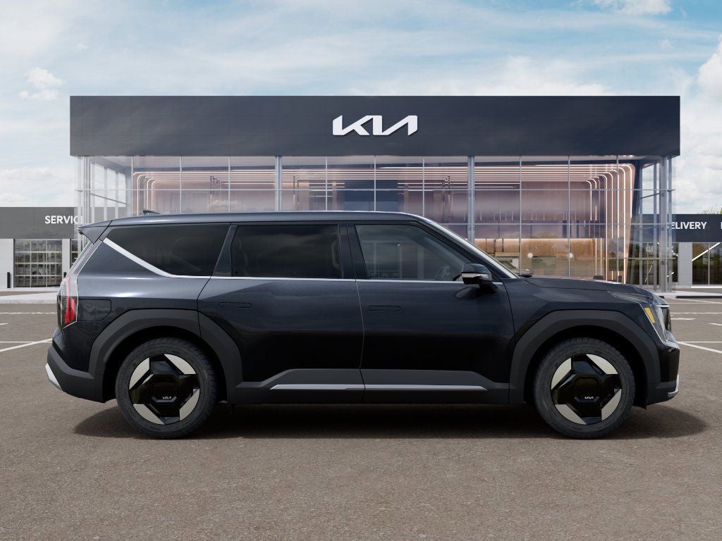 2026 Kia EV9 Light Long Range