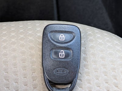 2012 Kia Sorento LX
