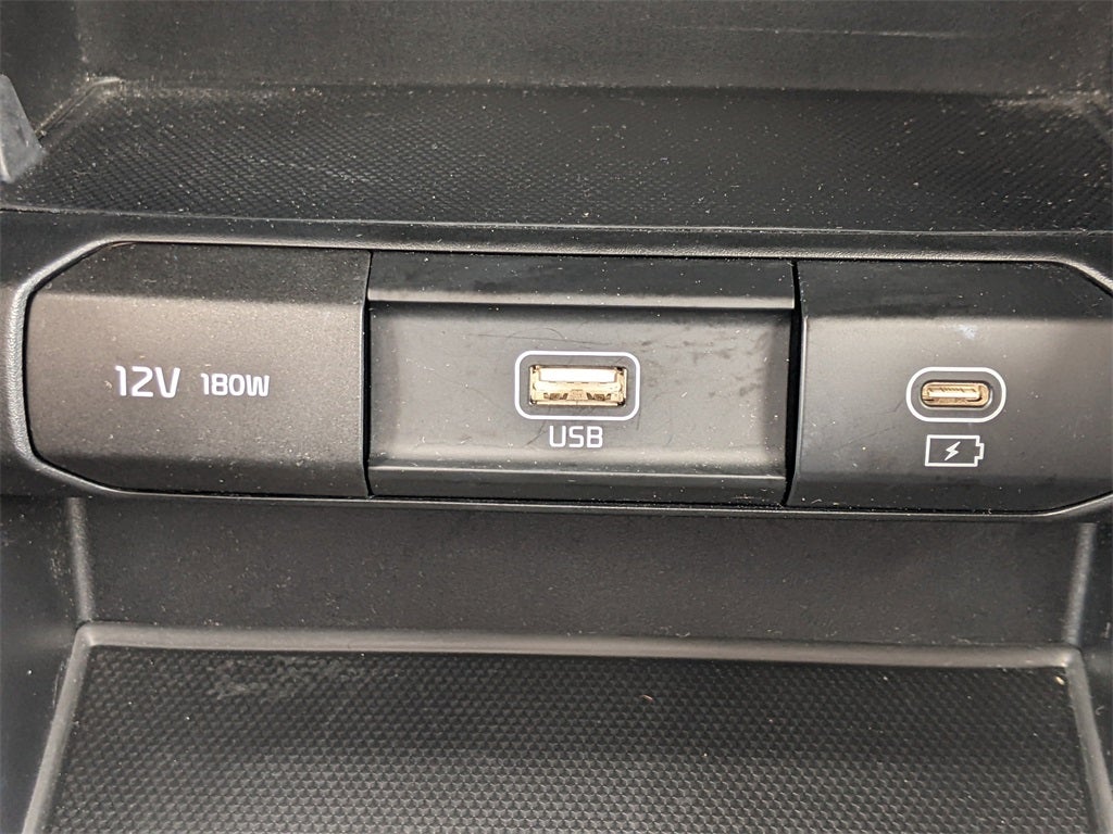 2023 Kia Telluride LX