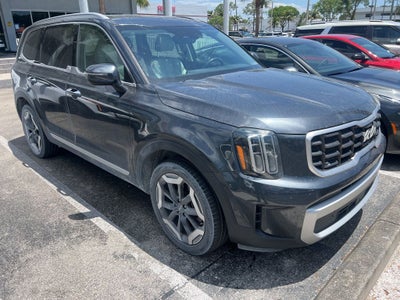 2023 Kia Telluride S