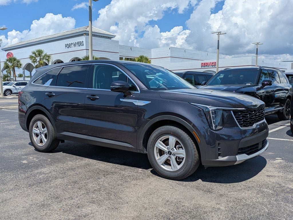 2025 Kia Sorento LX