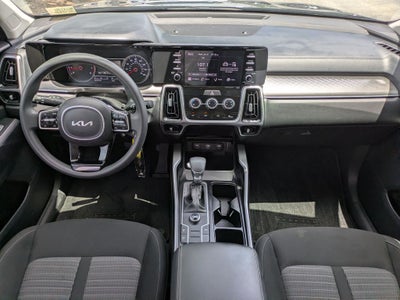2022 Kia Sorento LX