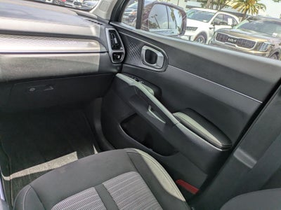 2022 Kia Sorento LX