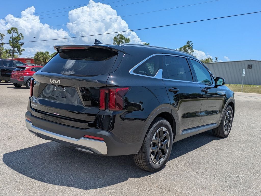 2025 Kia Sorento S
