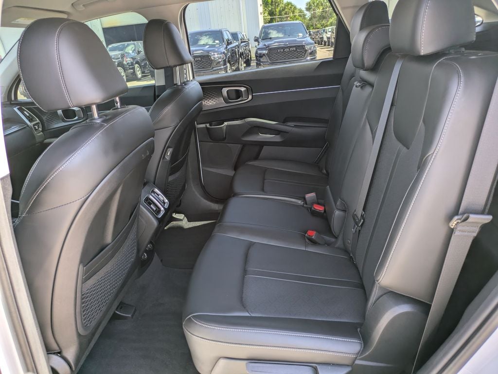 2023 Kia Sorento S