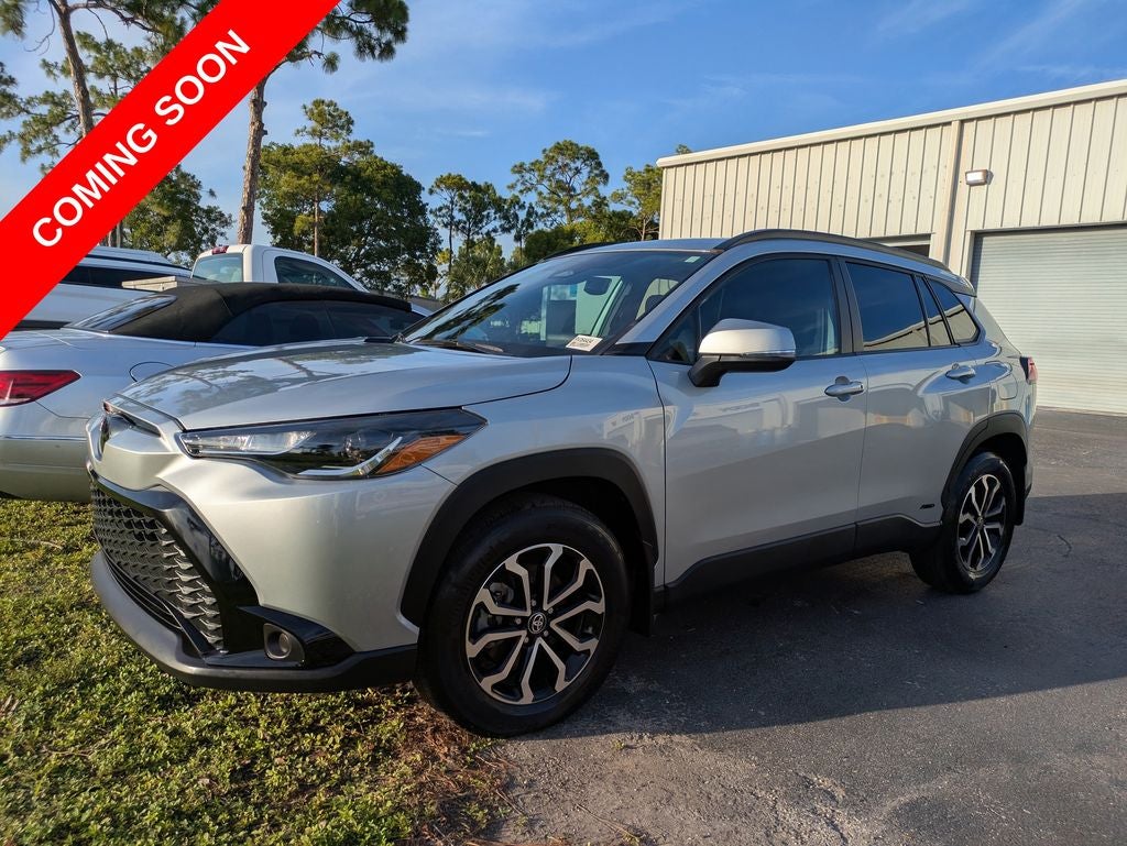 2024 Toyota Corolla Cross Hybrid SE