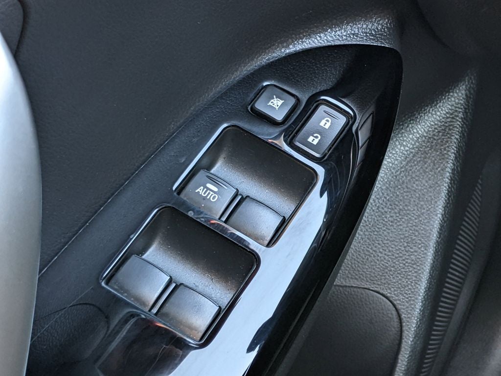 2024 Mitsubishi Eclipse Cross LE