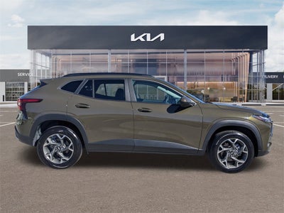 2024 Chevrolet Trax LT