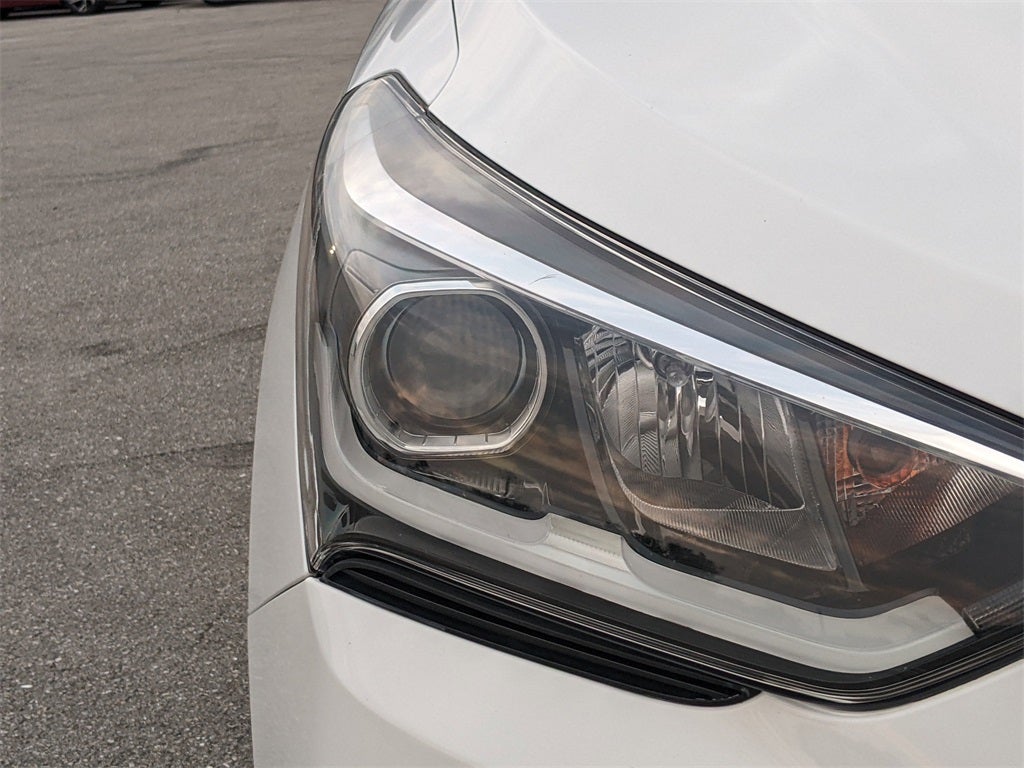 2018 Hyundai Santa Fe SE