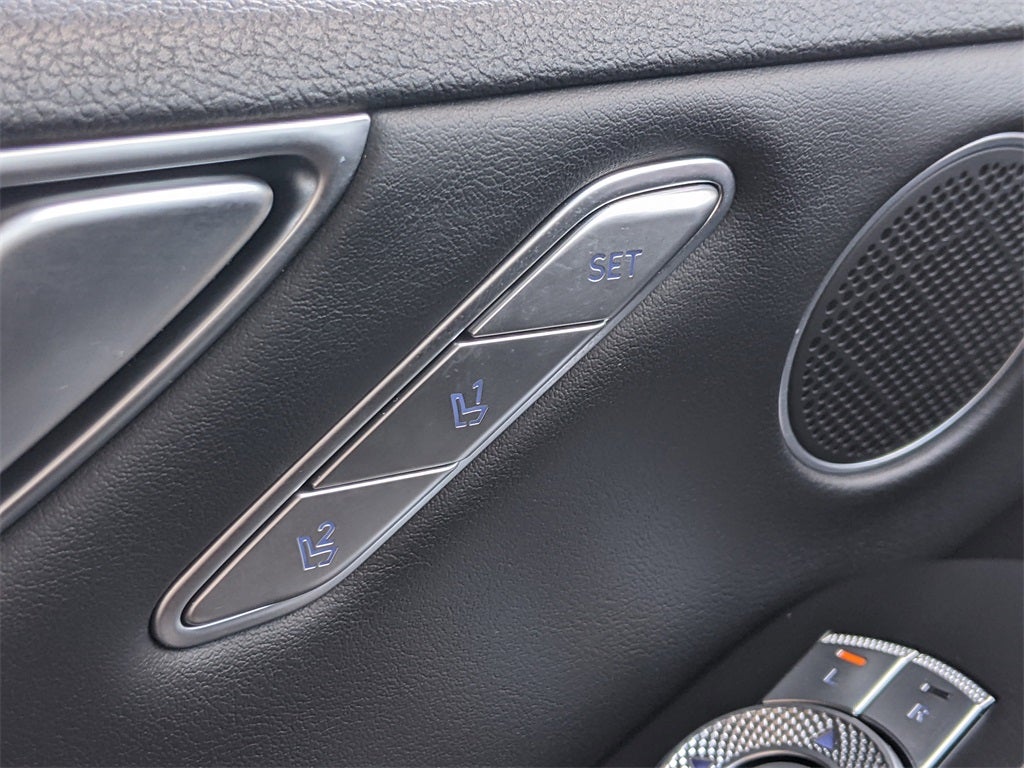 2025 Genesis G80 2.5T