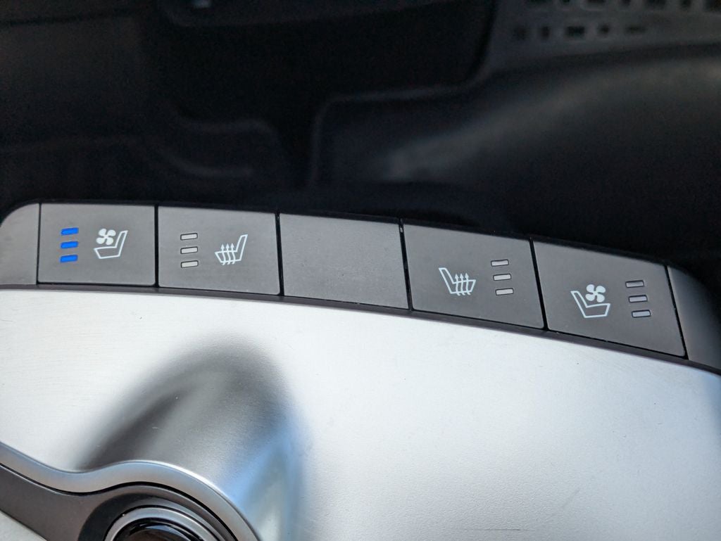 2023 Kia EV6 Wind