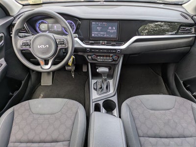 2022 Kia Niro LX