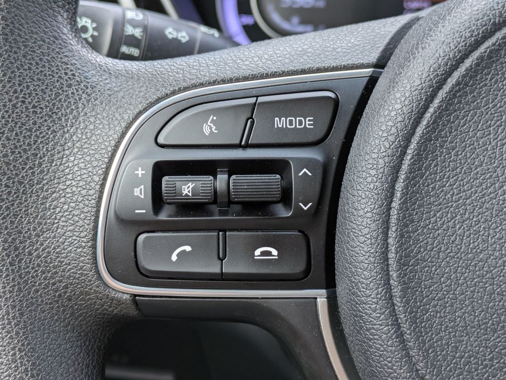 2022 Kia Niro LX