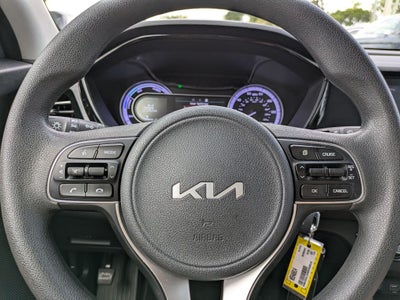 2022 Kia Niro LX