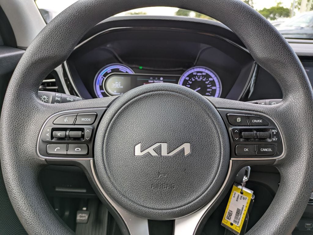 2022 Kia Niro LX