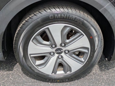 2022 Kia Niro LX