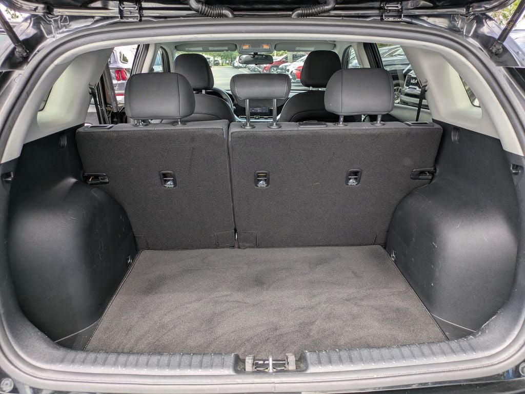 2022 Kia Niro LX