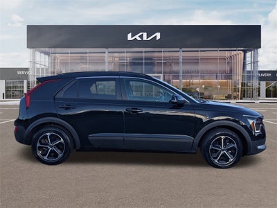 2023 Kia Niro EX