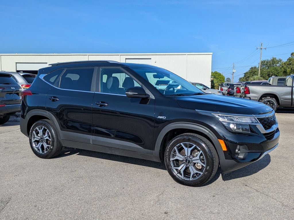 2023 Kia Seltos EX