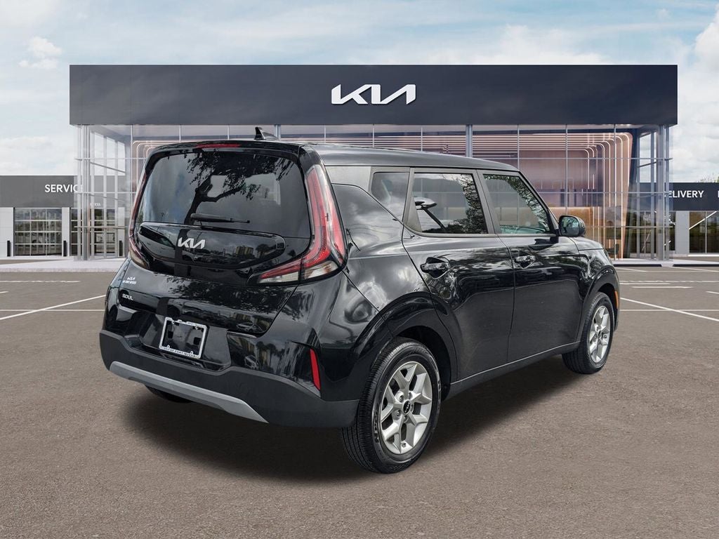 2023 Kia Soul LX