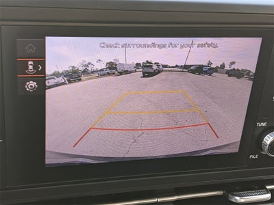 2023 Kia Carnival LX