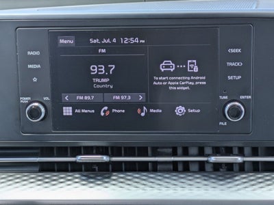 2024 Kia Carnival LX