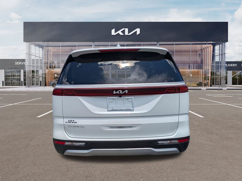 2024 Kia Carnival LX