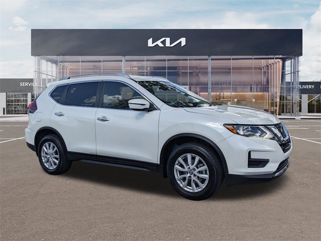 2018 Nissan Rogue SV