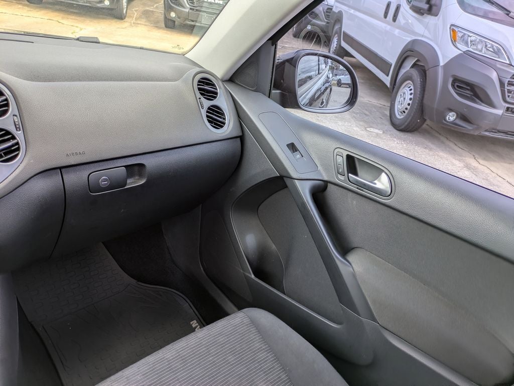 2017 Volkswagen Tiguan 2.0T S