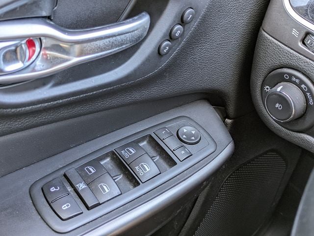 2020 Jeep Cherokee Limited FWD