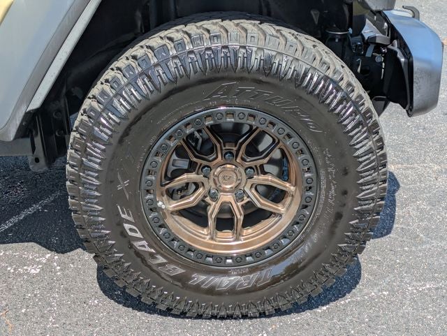 2025 Jeep Wrangler 2-Door Willys 4x4