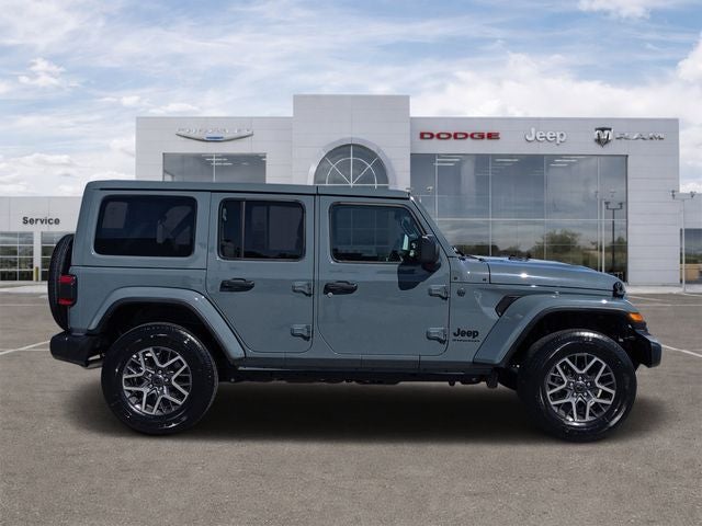 2026 Jeep Wrangler 4-Door Sahara 4x4