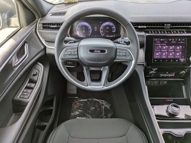 2026 Jeep Grand Cherokee GRAND CHEROKEE LAREDO 4X2