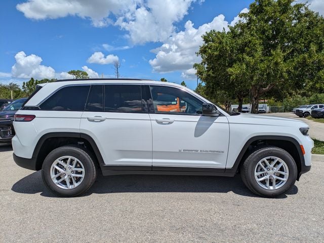 2026 Jeep Grand Cherokee GRAND CHEROKEE LAREDO 4X2